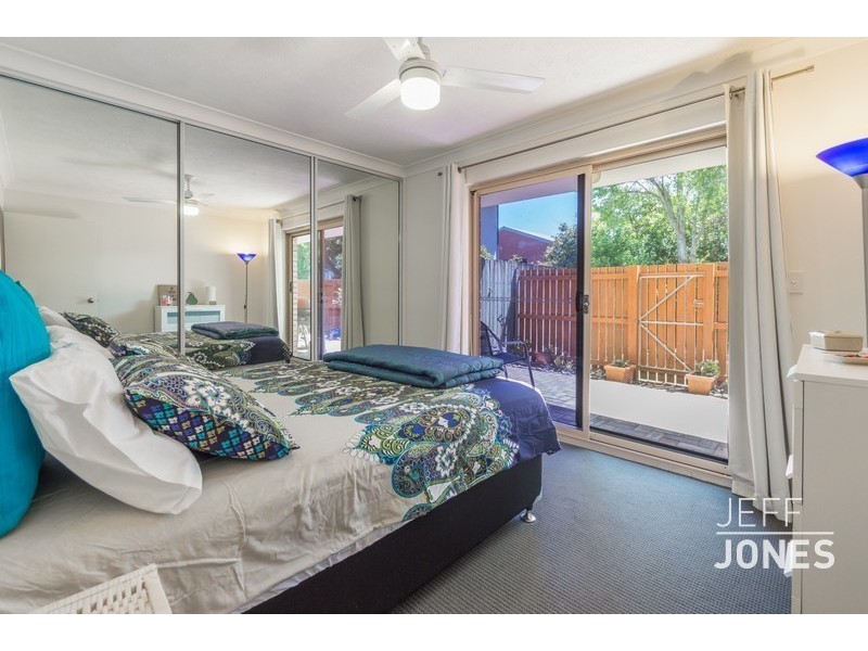 1/62 Gustavson Street, Annerley QLD 4103