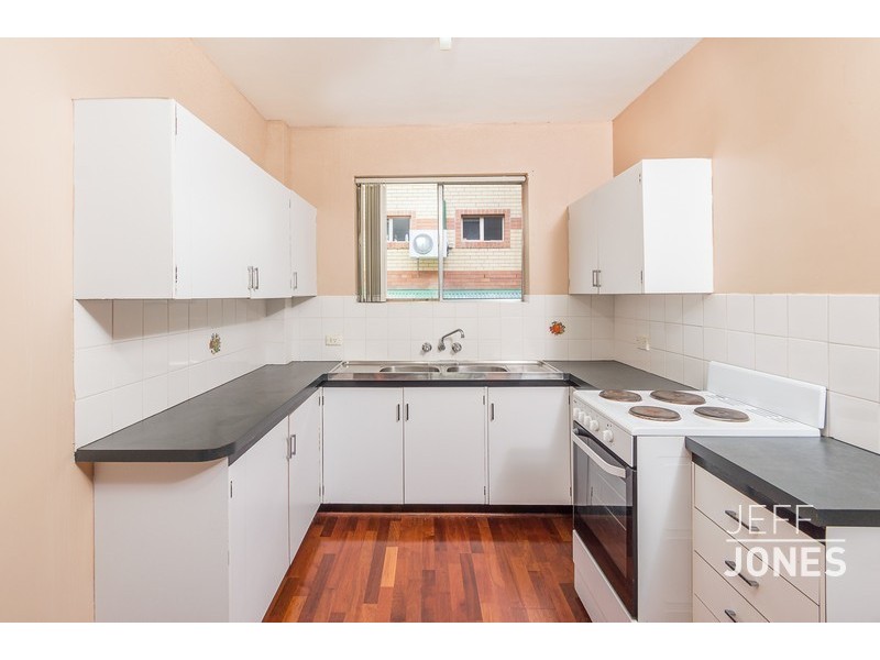 1/58 Rialto Street, Coorparoo QLD 4151