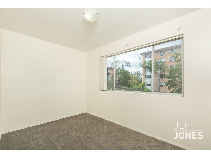 1/58 Rialto Street, Coorparoo QLD 4151