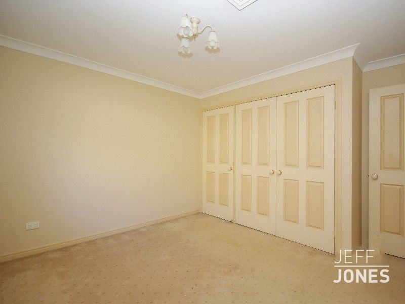 62 Nardie Street, Eight Mile Plains QLD 4113