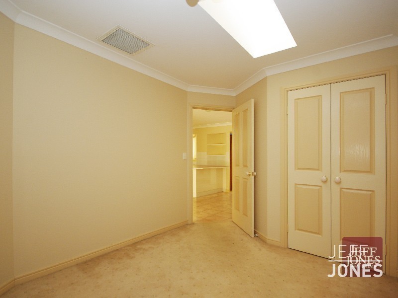 62 Nardie Street, Eight Mile Plains QLD 4113