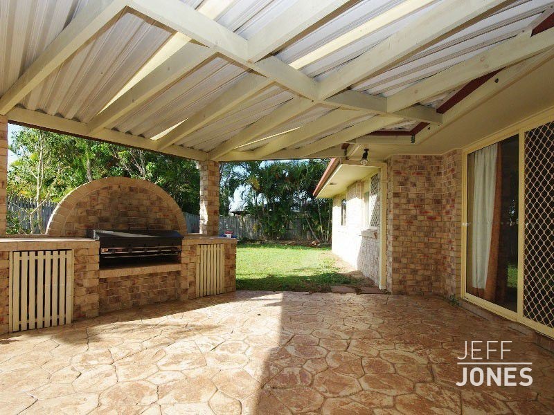 62 Nardie Street, Eight Mile Plains QLD 4113