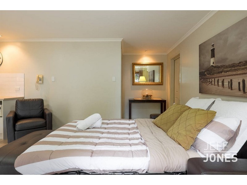 118 Ridge Street, Greenslopes QLD 4120