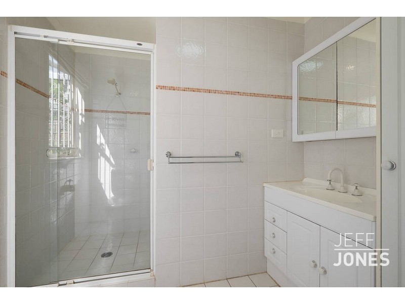 118 Ridge Street, Greenslopes QLD 4120