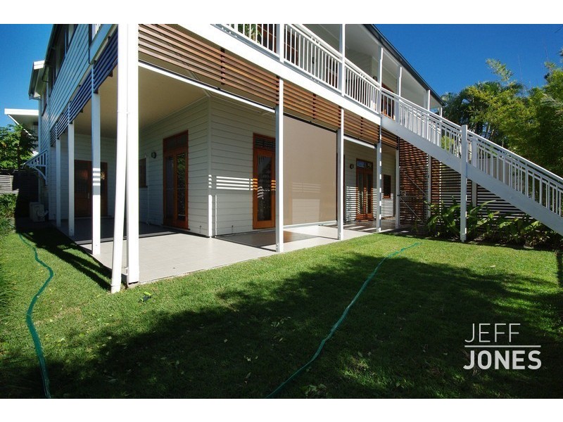 1/25 Douglas Street, Greenslopes QLD 4120