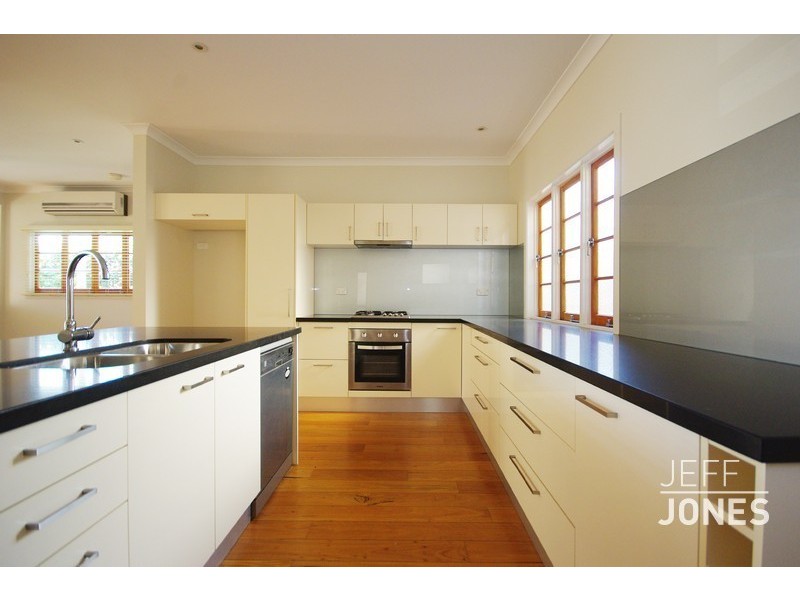 1/25 Douglas Street, Greenslopes QLD 4120