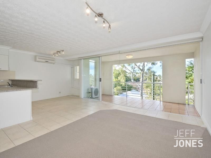 7/92-96 Norman Crescent, Norman Park QLD 4170