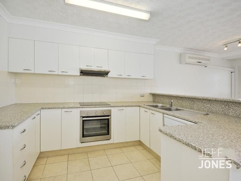 7/92-96 Norman Crescent, Norman Park QLD 4170