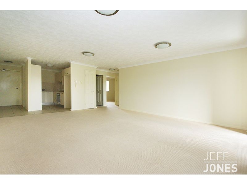 9/76 Old Cleveland Road, Greenslopes QLD 4120