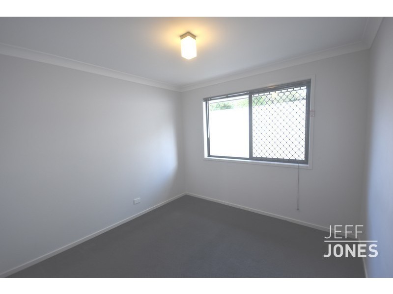 137 Seville Road, Holland Park QLD 4121