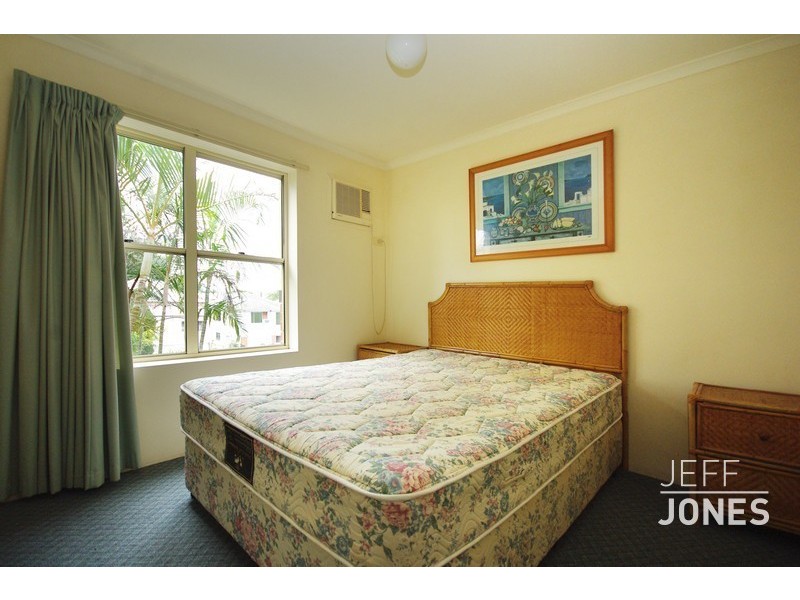 B3/52 Baron Street, Greenslopes QLD 4120