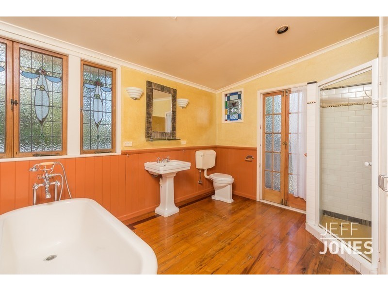 38 Abingdon Street, Woolloongabba QLD 4102