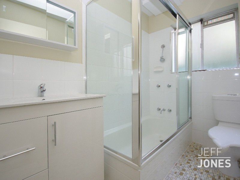 1/27 Mansfield Street, Coorparoo QLD 4151