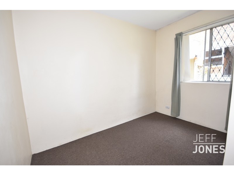 186 Juliette Street, Greenslopes QLD 4120