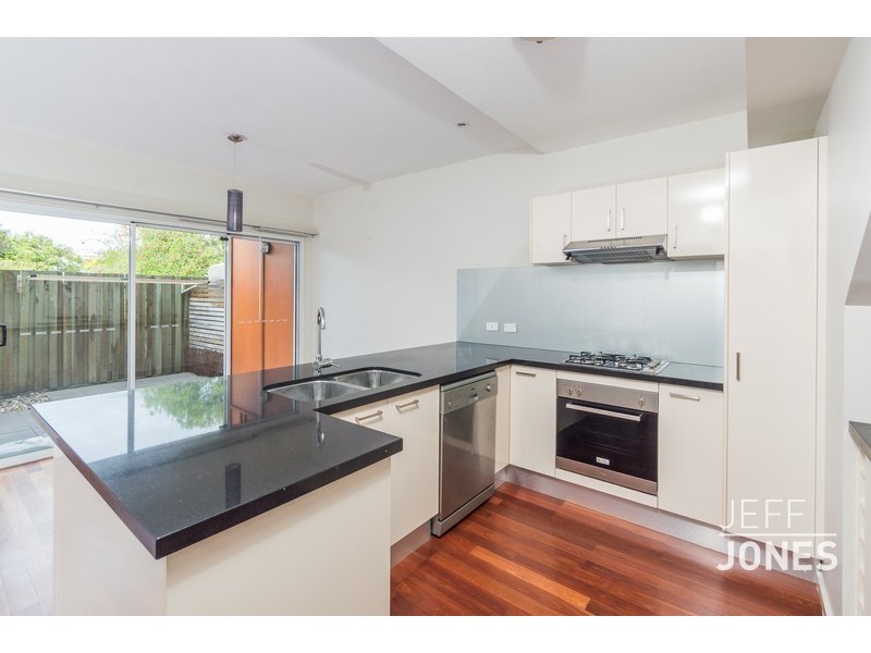 3/25 Douglas Street, Greenslopes QLD 4120