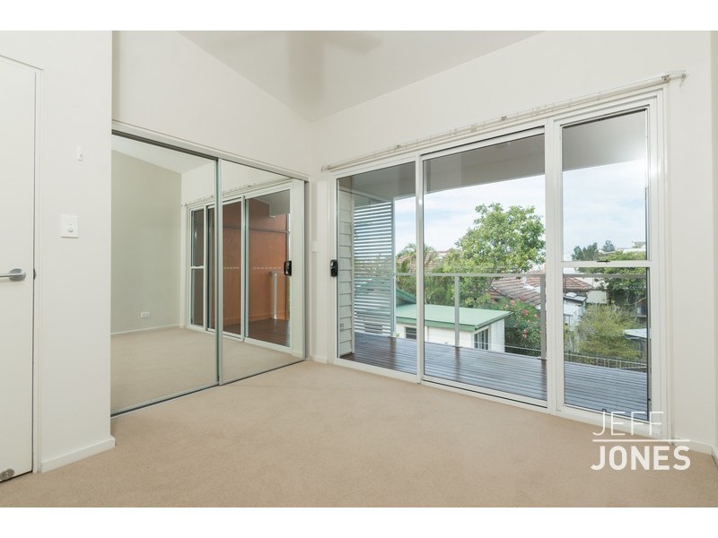 3/25 Douglas Street, Greenslopes QLD 4120