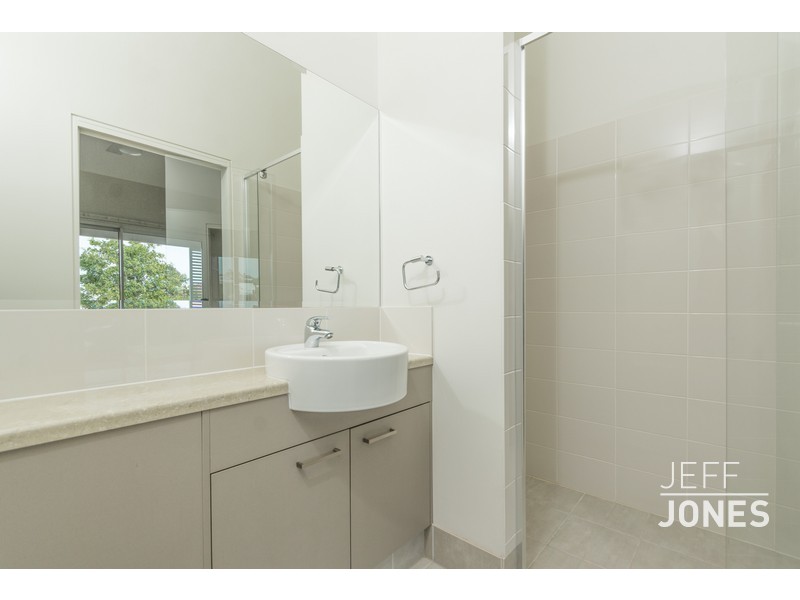 3/25 Douglas Street, Greenslopes QLD 4120