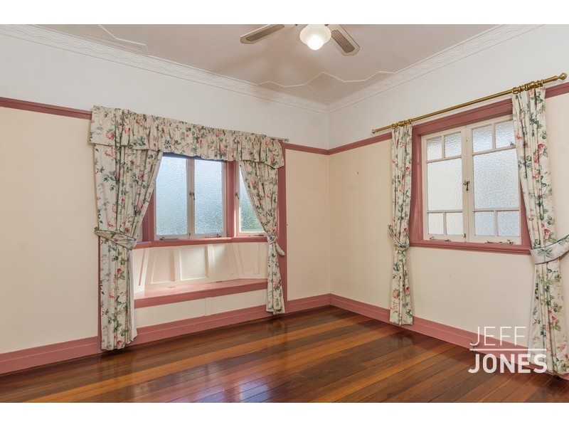 12 Sword Street, Woolloongabba QLD 4102