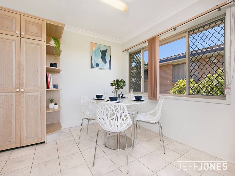 68 Mingera Street, Mansfield QLD 4122