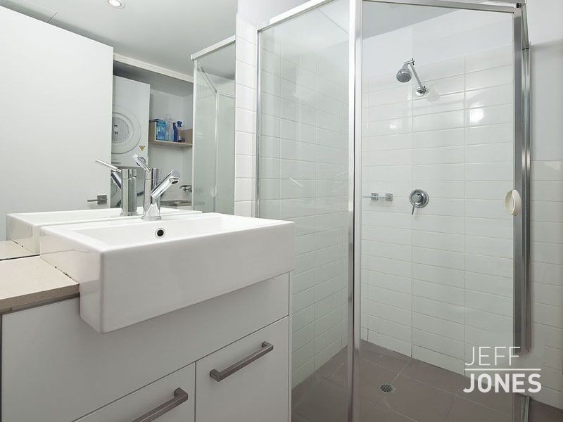 135/803 Stanley Street, Woolloongabba QLD 4102