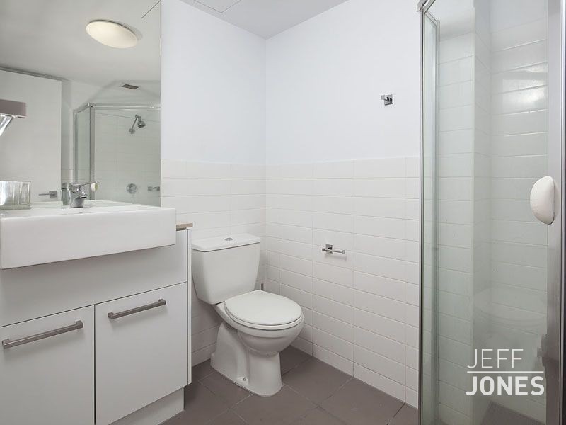 135/803 Stanley Street, Woolloongabba QLD 4102