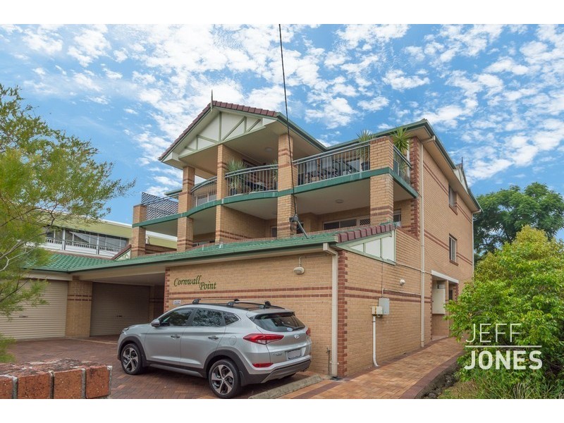 1/327 Cornwall Street, Greenslopes QLD 4120