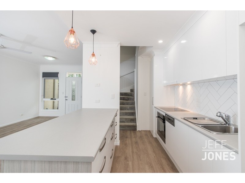 8/8 Mahina Place, Wishart QLD 4122