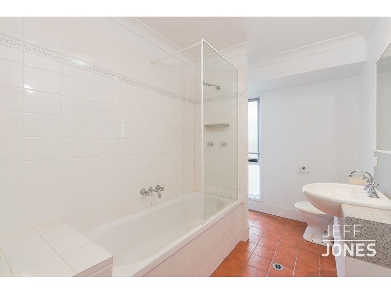 8/8 Mahina Place, Wishart QLD 4122