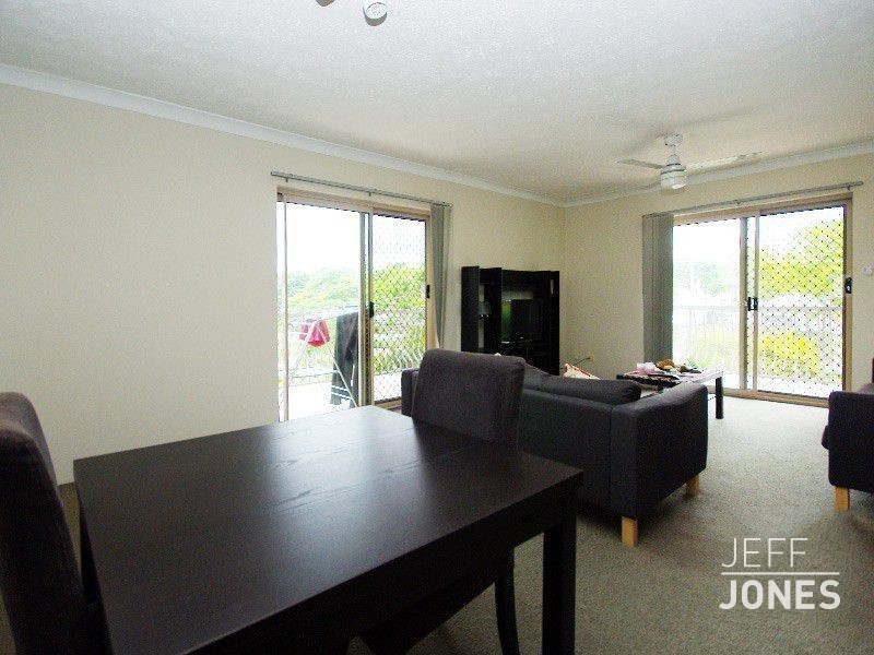 2/2 Gustavson Street, Annerley QLD 4103