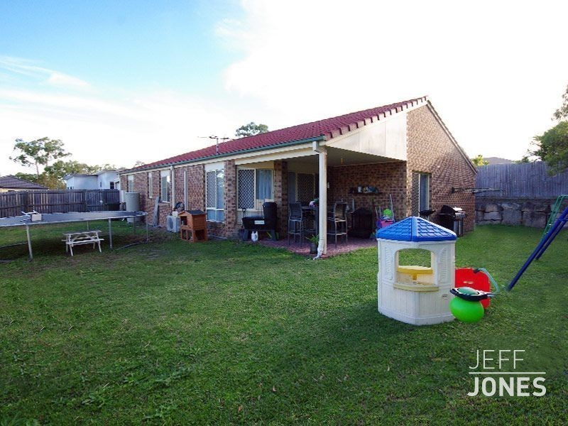 69 Oak Place, Mackenzie QLD 4156