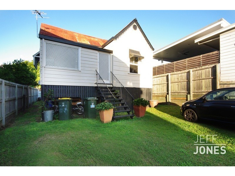 28 Didsbury Street, East Brisbane QLD 4169