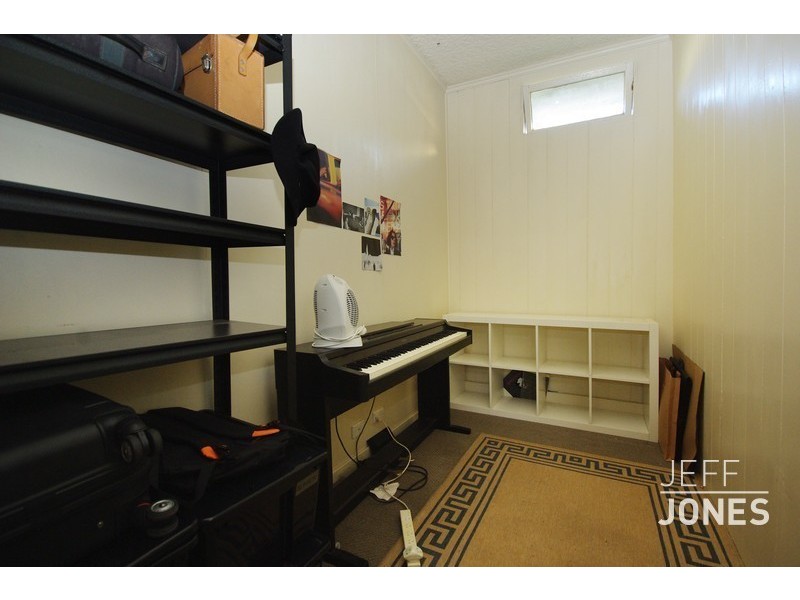 28 Didsbury Street, East Brisbane QLD 4169