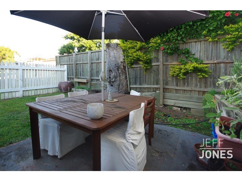 28 Didsbury Street, East Brisbane QLD 4169