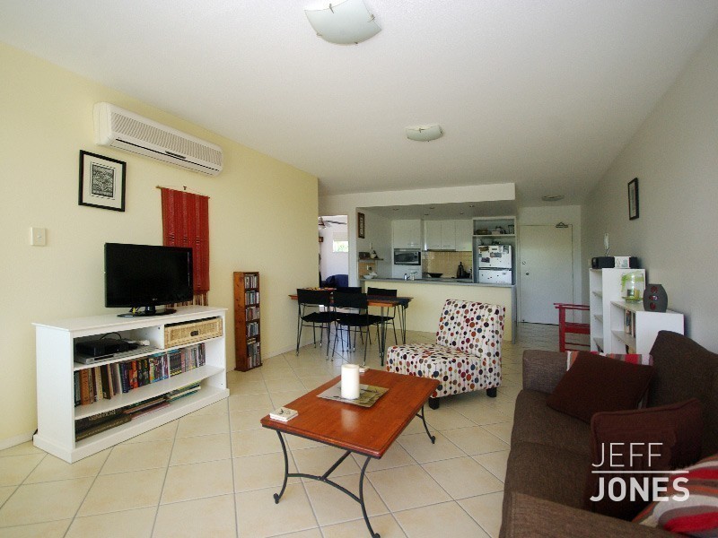 4/17 Deviney Street, Morningside QLD 4170