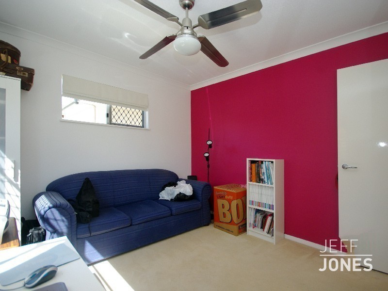 4/17 Deviney Street, Morningside QLD 4170