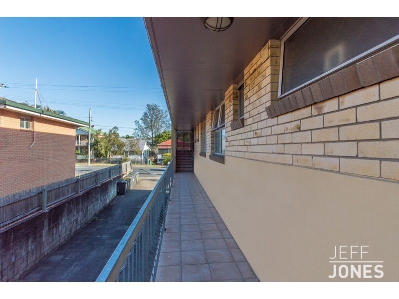 1/160 Juliette Street, Greenslopes QLD 4120