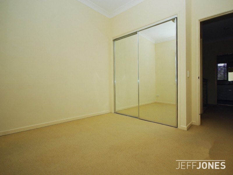 5/7 Cardross Street, Yeerongpilly QLD 4105