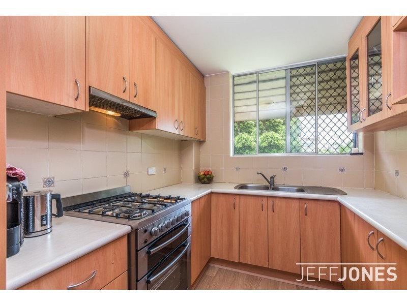 4/22 Raby Road, Coorparoo QLD 4151