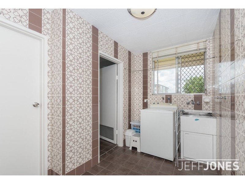 4/22 Raby Road, Coorparoo QLD 4151