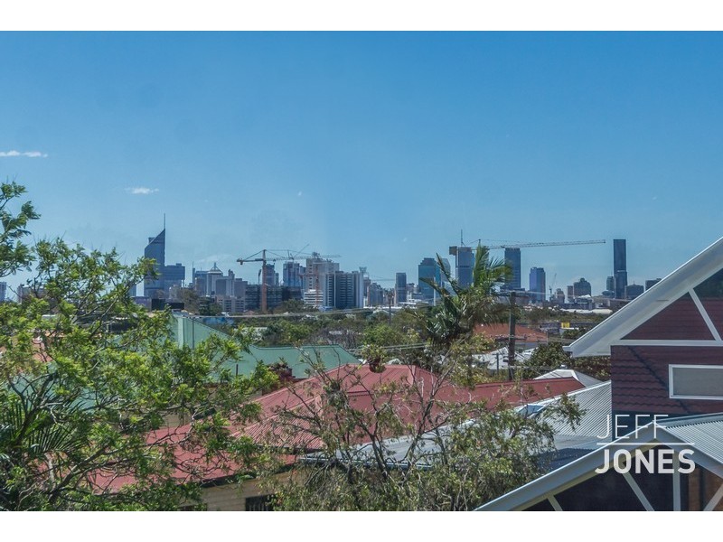 2/30 Vine Street, Greenslopes QLD 4120