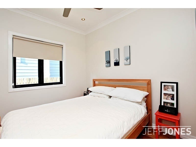 31 Baron Street, Greenslopes QLD 4120