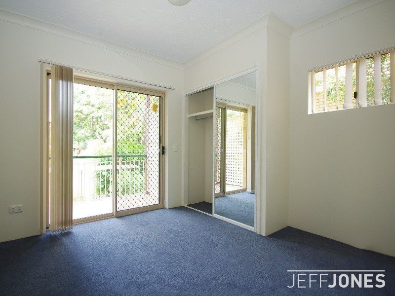 4/59 Wellington Street, Coorparoo QLD 4151