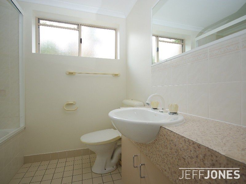 4/59 Wellington Street, Coorparoo QLD 4151