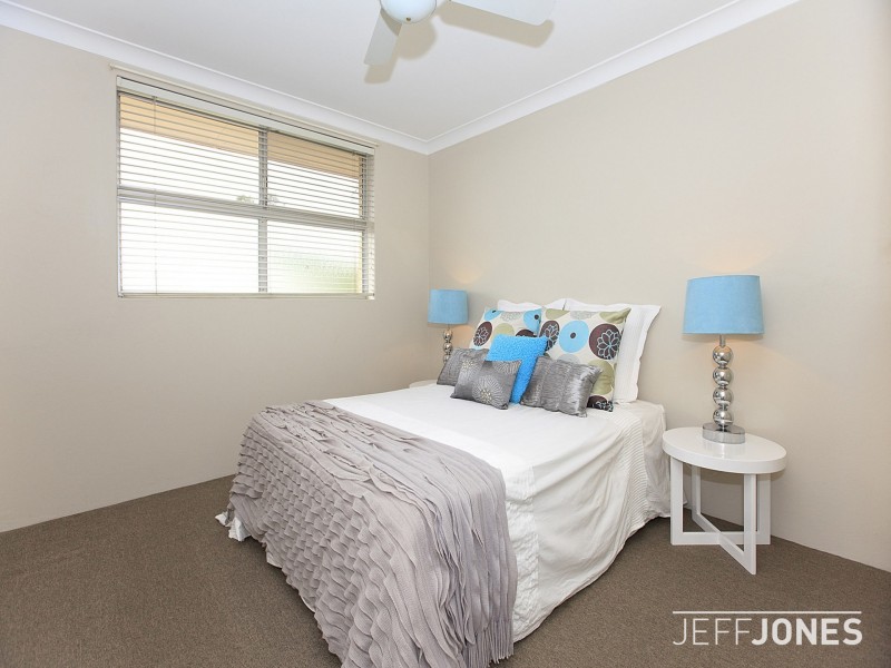3/8 Drummond Street, Greenslopes QLD 4120