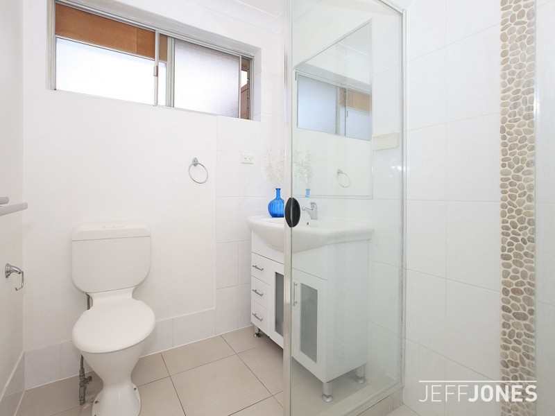 3/8 Drummond Street, Greenslopes QLD 4120