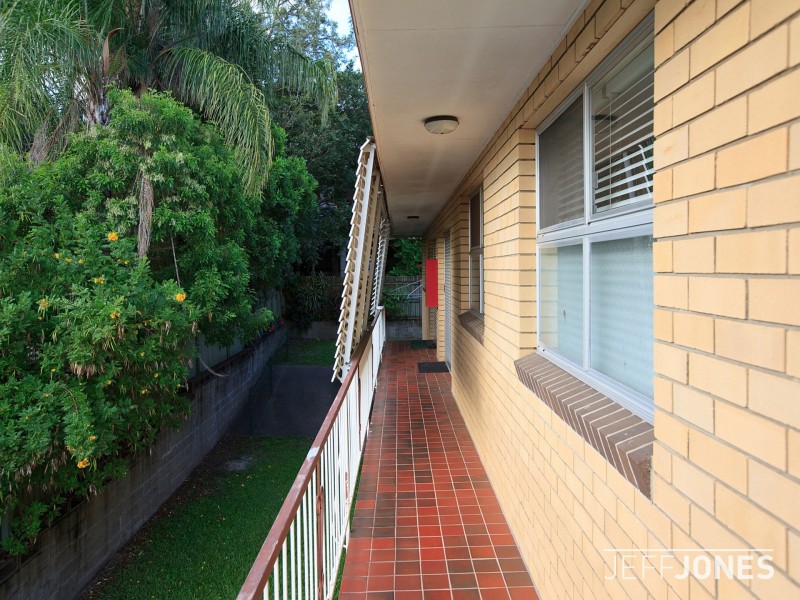 3/8 Drummond Street, Greenslopes QLD 4120