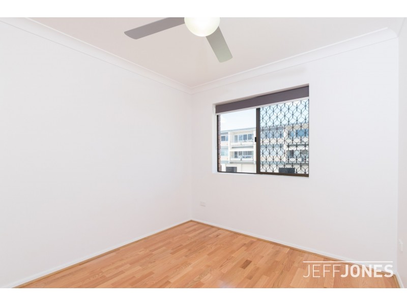 184 Old Cleveland Road, Coorparoo QLD 4151