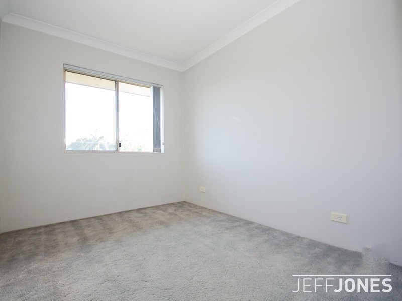 6/2 Gustavson Street, Annerley QLD 4103