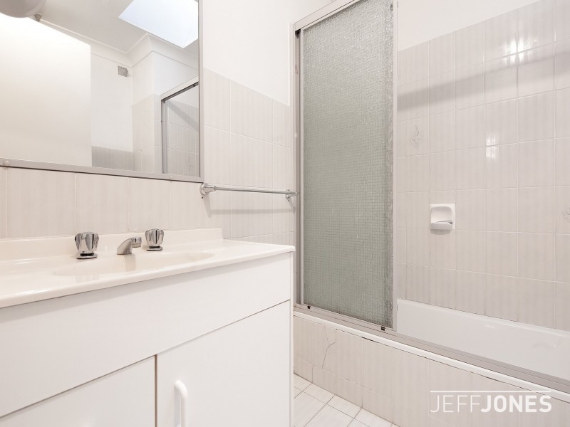 6/47 Swain Street, Holland Park West QLD 4121