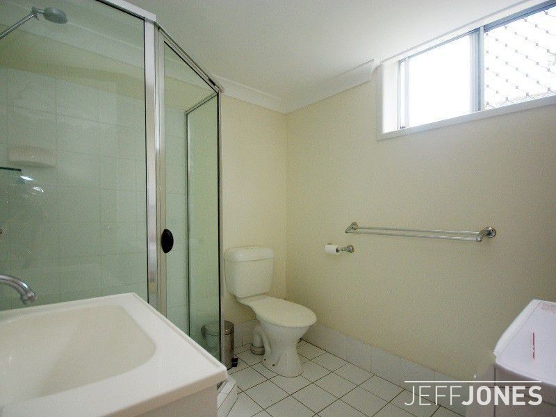 6/65 Peach Street, Greenslopes QLD 4120